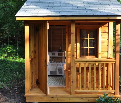 Peach Pickers Porch Playhouse with cedar Summerwood ID number 164168.