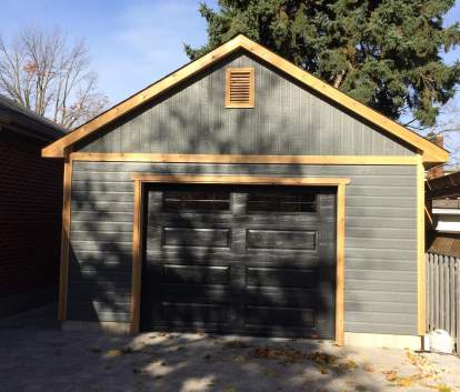 Highlands Garage Design with canexel Summerwood ID number 182086.