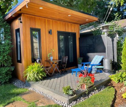 Front view of 8’x12' Verana Home Studio located in Redmond, Washington – Summerwood Products