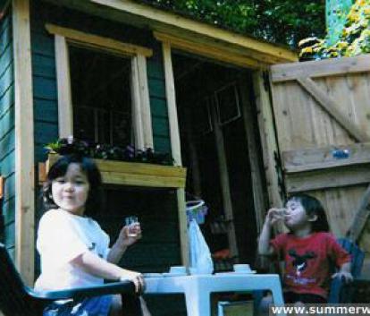 Bear Club green Playhouse with canexel Summerwood ID number 79. 