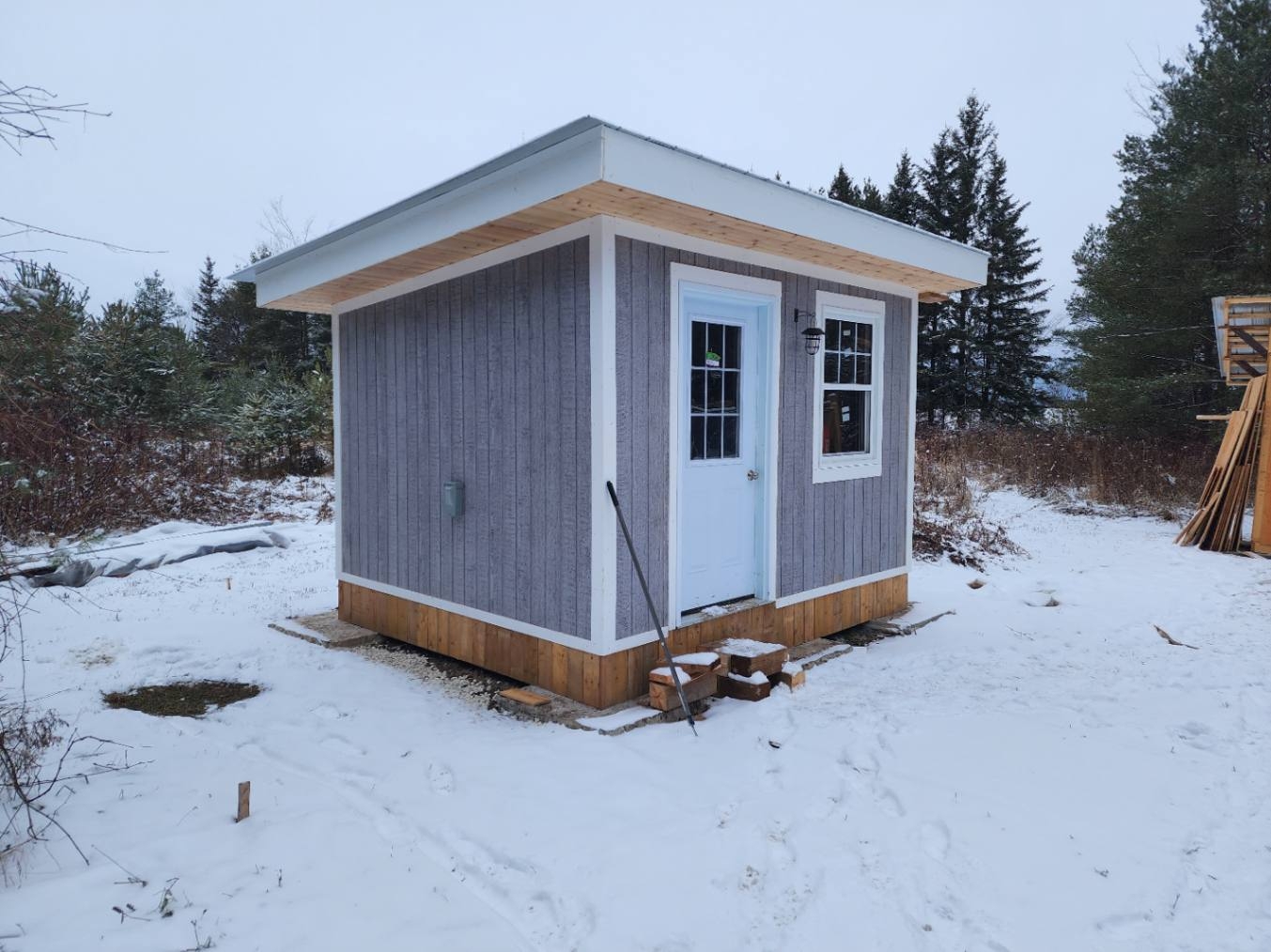 Front view of 10' x 12' Urban Studio located in Stayner, Ontario – Summerwood Products