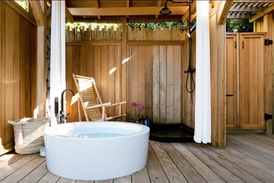 Interior view of 10' x 16' Bali Tea House Spa Enclosure located in Stinson Beach, California – Sum