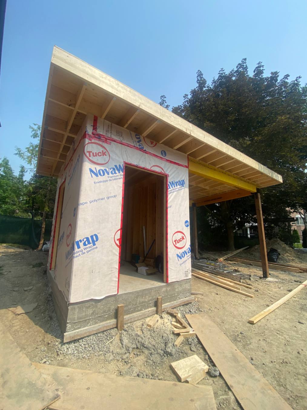 Construction view of 10’ x 20' Sanara Pool Cabana located in Tacoma, Washington – Summerwood Pro