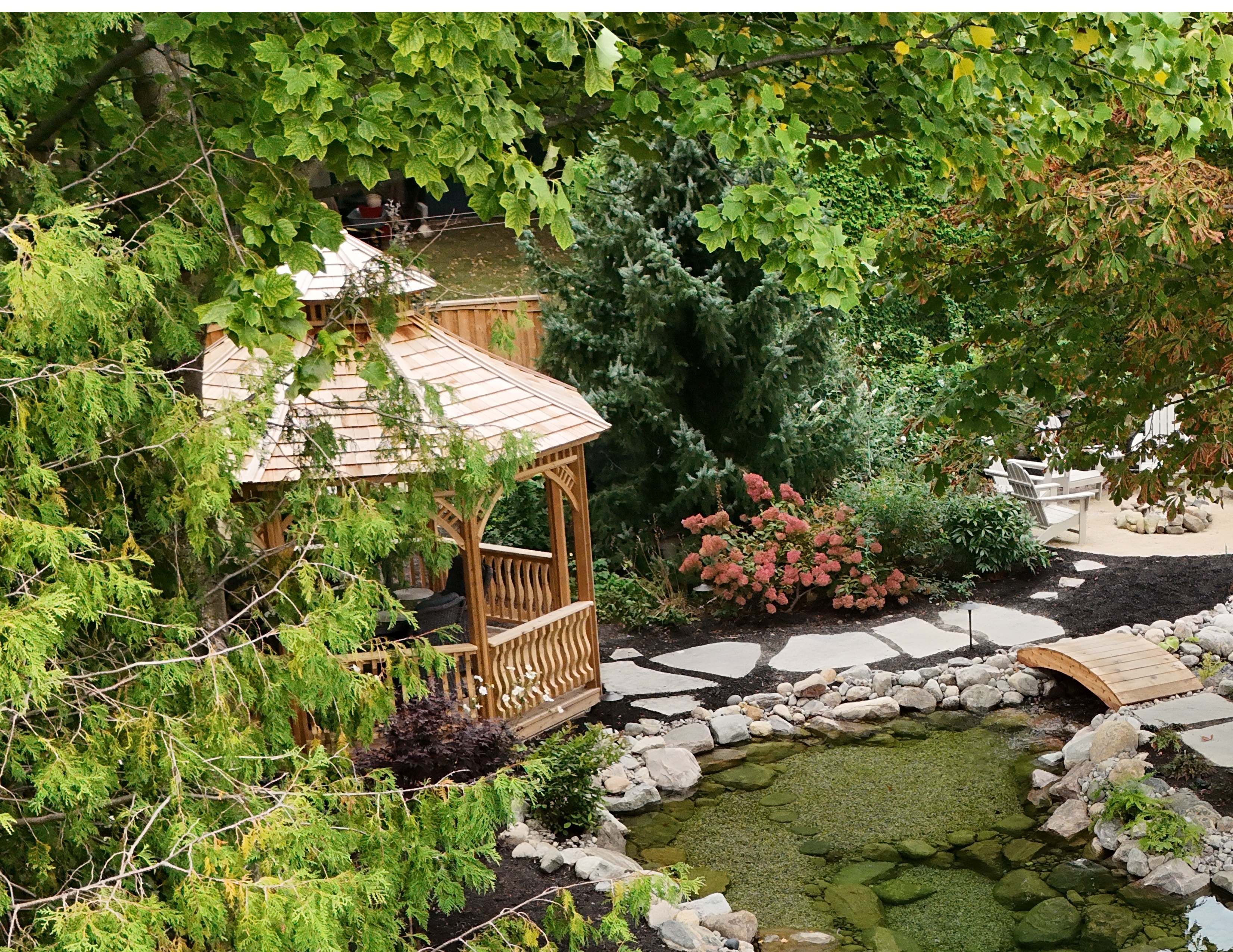 Aerial view of 12’ Victorian gazebo located in Windham, ON