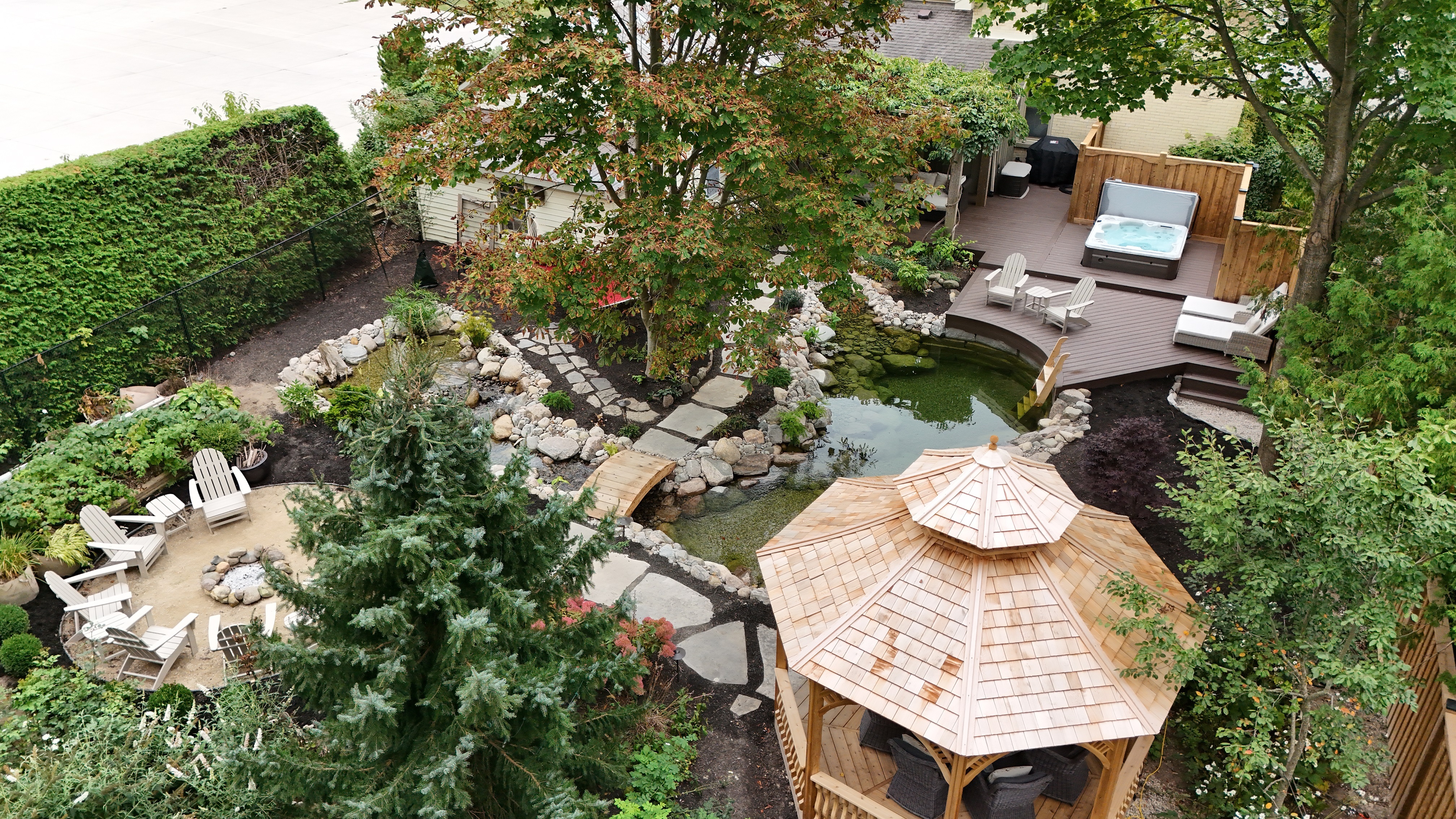 Aerial view of 12’ Victorian gazebo located in Windham, ON