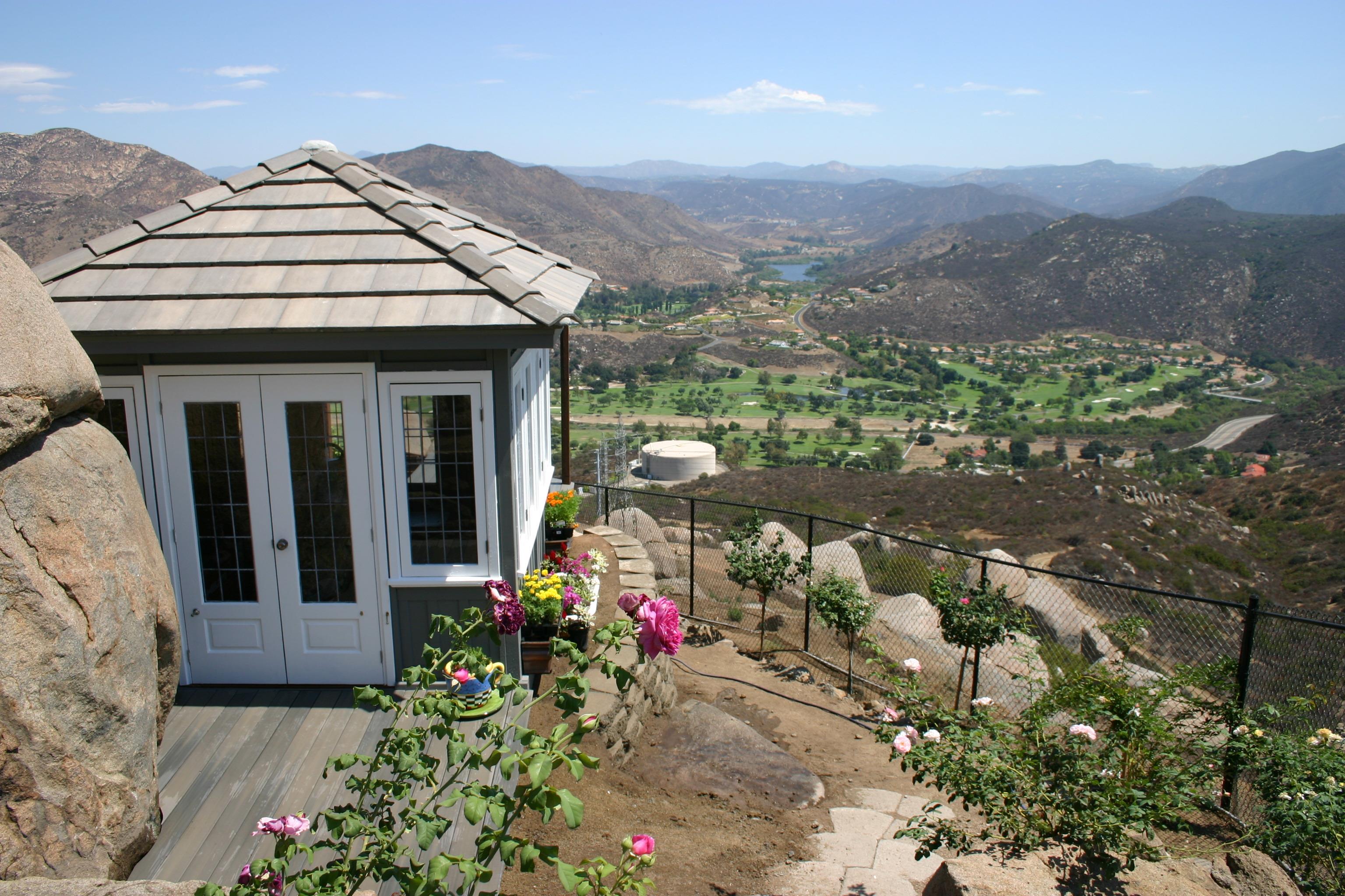 Coventry spa enclosure 10x10 with painted finish in El Cajon,California.ID number 152813-2.