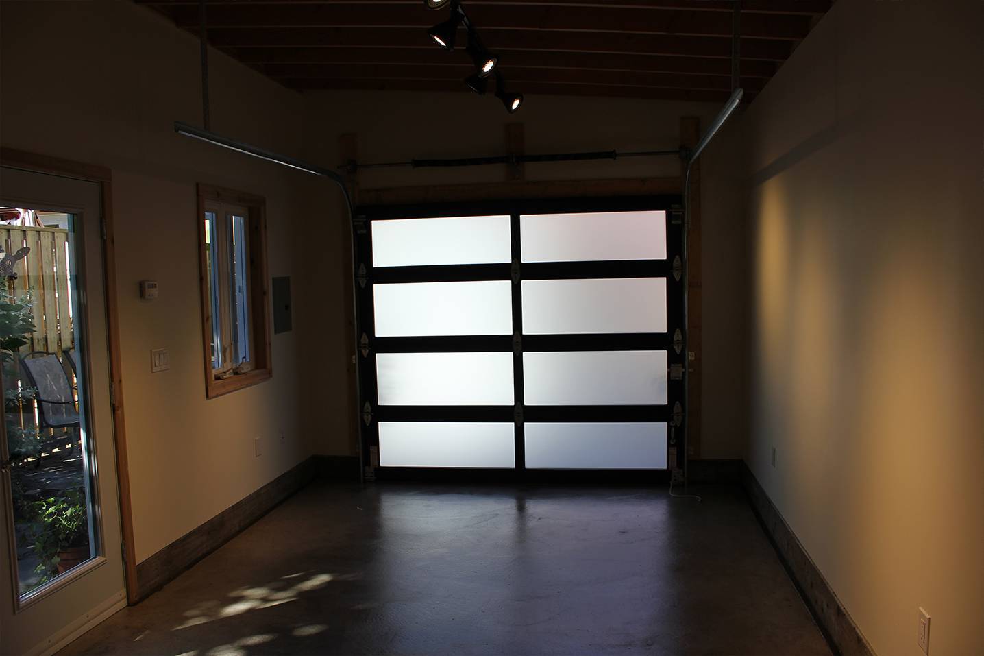Interior view of 12' x 24' Canexel Urban Garage located in Scarborough, Ontario – Summerwood Produ