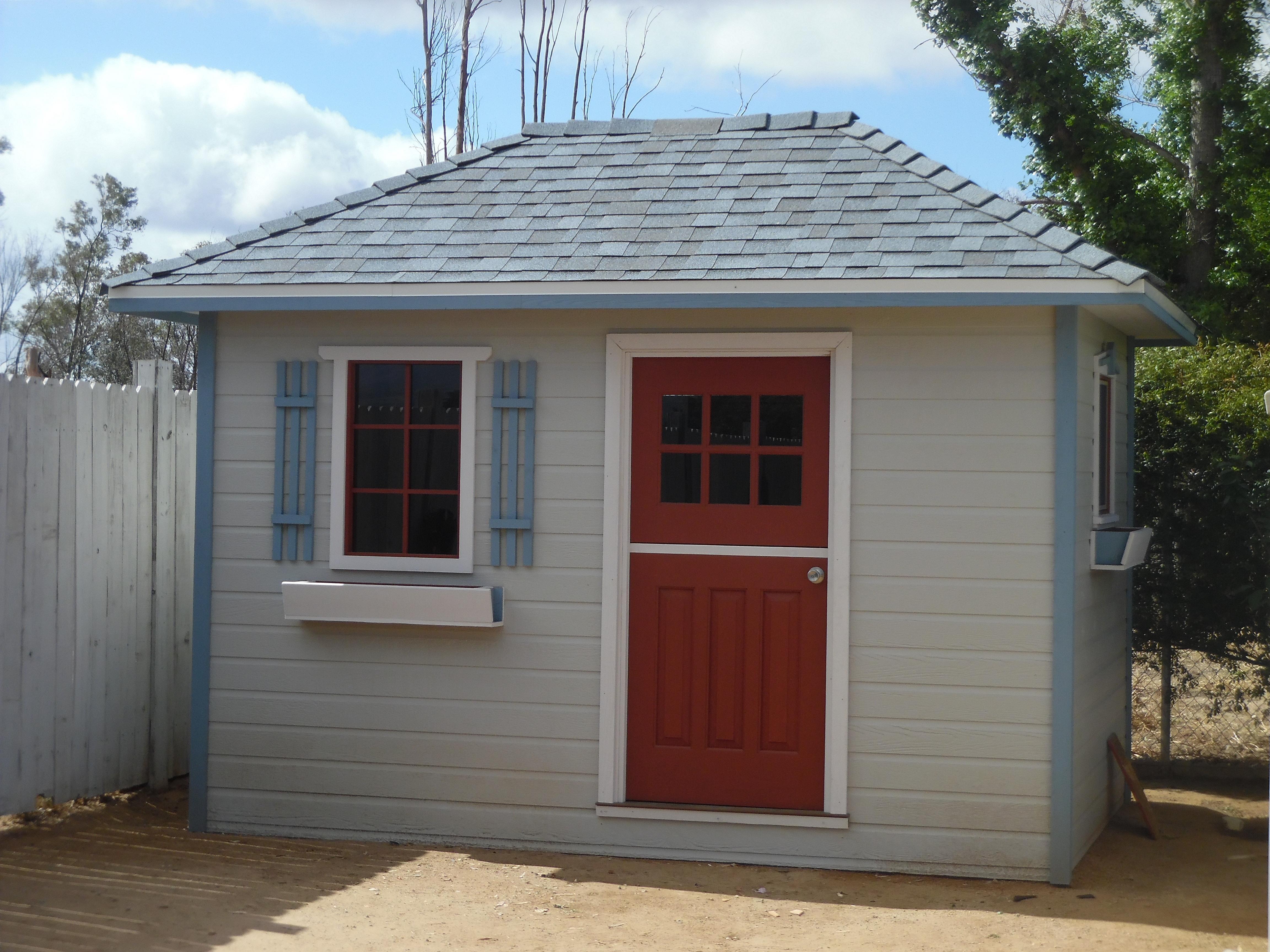 canexel sonoma shed 8x12 with single door in Beaumont, California. ID number 202472-2