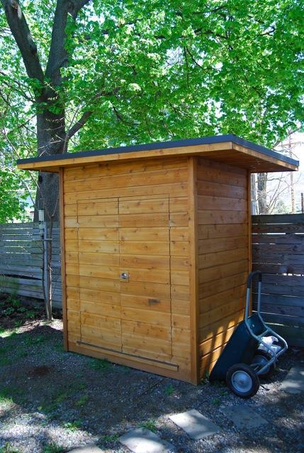 cedar dune shed 5x7 with concealed double doors in Becon, New York. ID number 202499-2