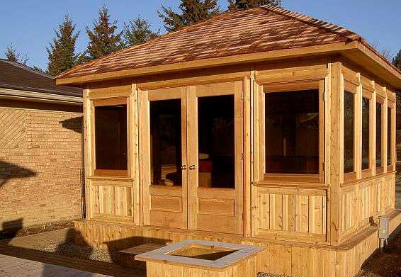 Coventry garden studio 12x14 with stained finish in Washington,Missouri.ID number 42357-1.