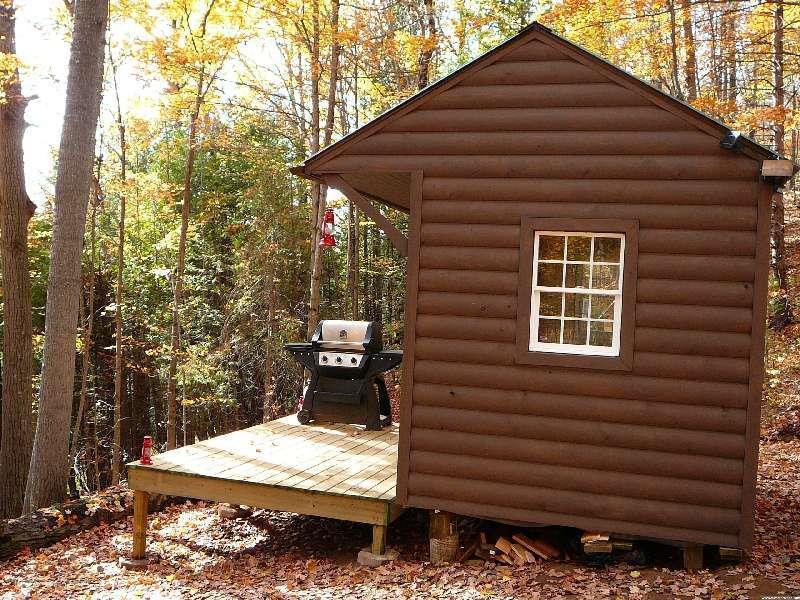 Glen Echo 8x12 cabin kit with barbeque zone in Bannockburn Ontario. ID number 14617-5