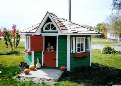 Petite Pentagon 8 ft playhouse with arch window in Fredriction Ohio.ID number 1142