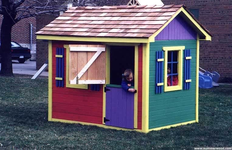 Bear Club 5x7 playhouse with fixed shutters in Toronto Ontario. ID number 103-1.