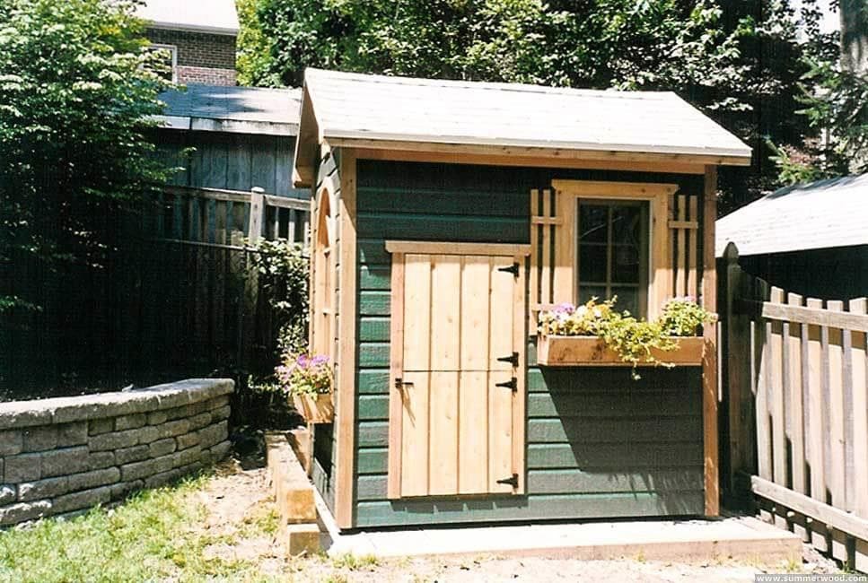 Bear club 5x7 playhouse with fixed shutters in Bethesda Maryland. ID number 1051-1/