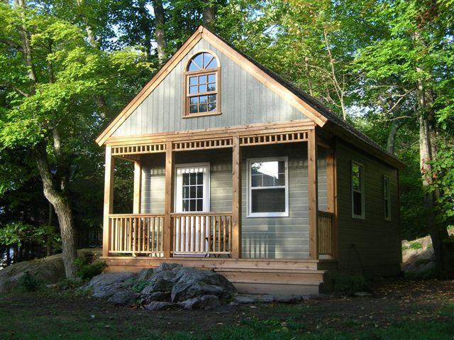 Cheyenne 24x24 cabin with opening sash window in Bobcaygeon Ontario. ID number 49973-3