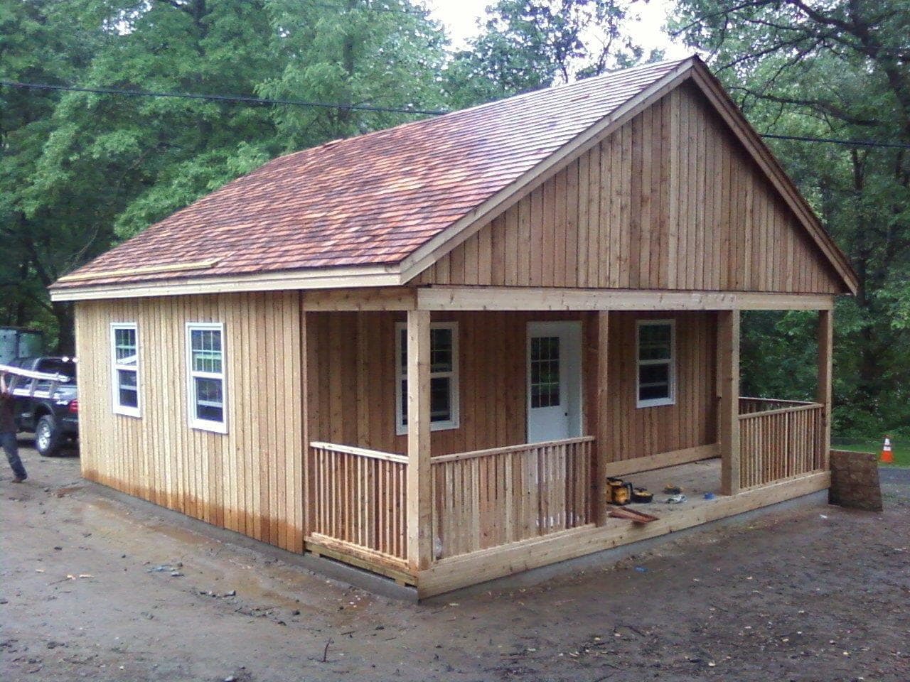 Mountain Brook 24x26 cabins with single hung window in Pearl River New York. ID number 128300-1 