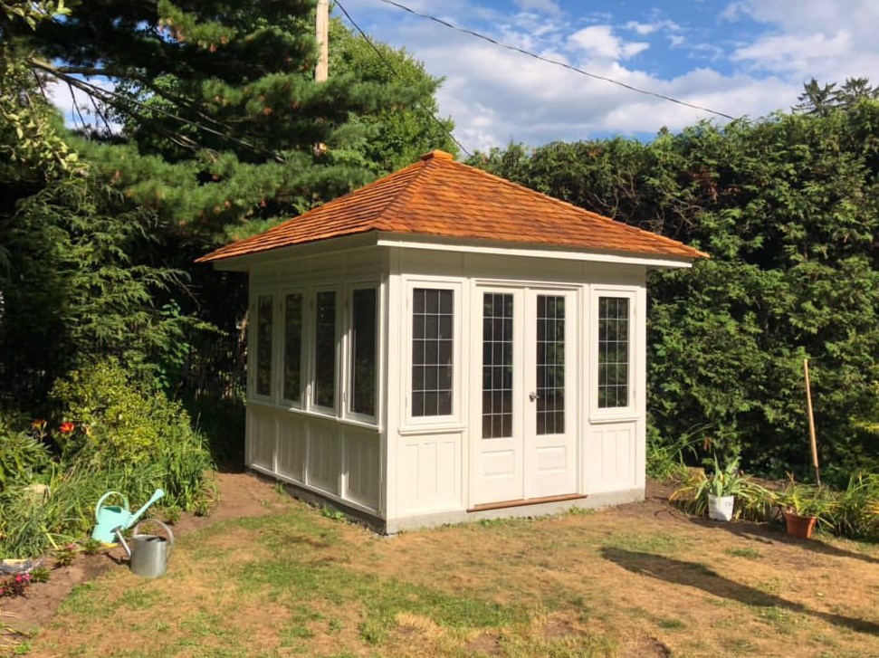 10' x 10' Coventry in Oakville, Ontario