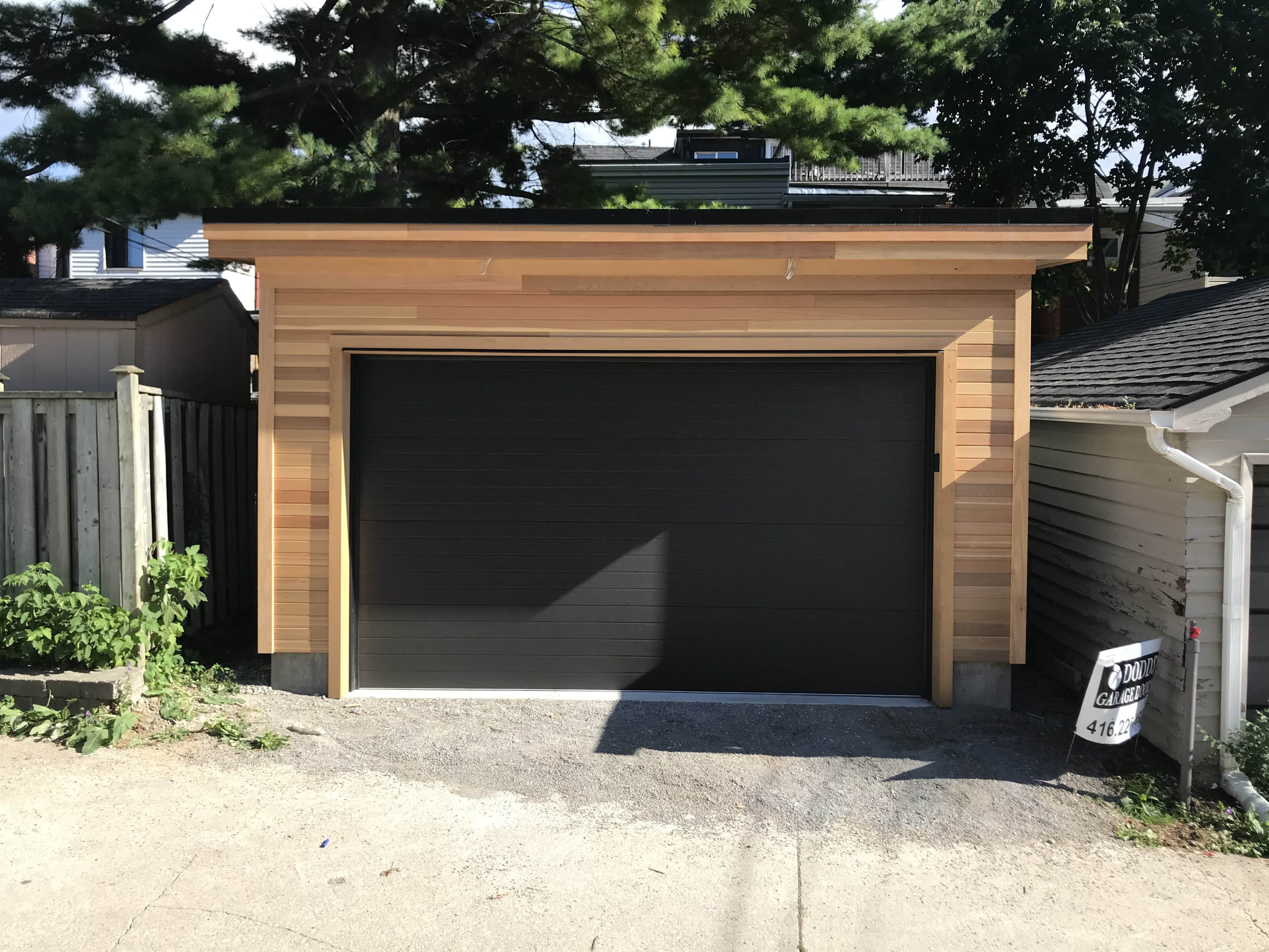 20' x 15' Urban Garage in Toronto, Ontario