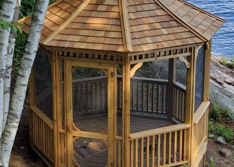 Overview of 10' Monterey Gazebo located in Kawartha, Ontario – Summerwood Products