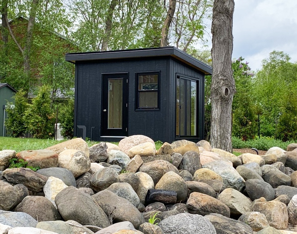Front Right view of 9' x 10' Urban Studio located in Toronto, Ontario – Summerwood Products