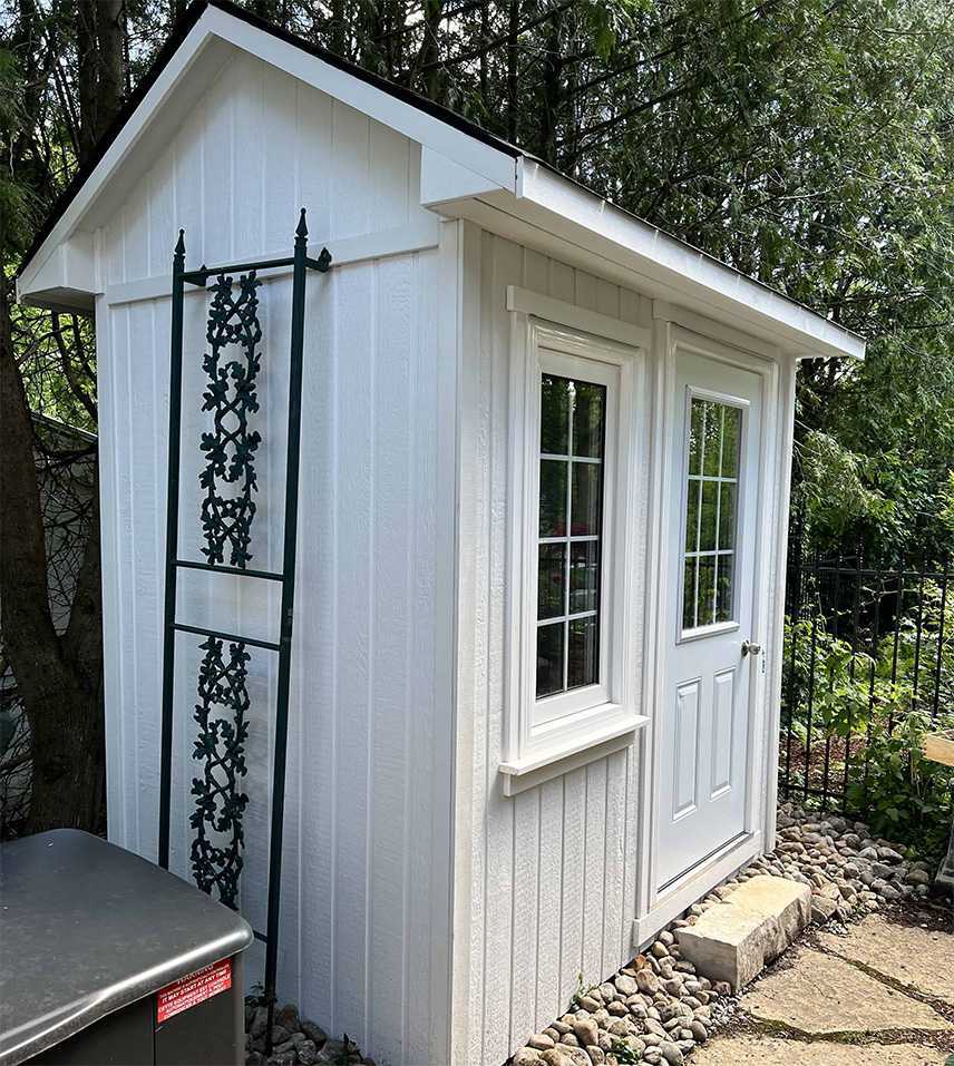 Front left view of 5' x 8' Palmerston Garden Shed located in Stratford, Ontario – Summerwood Produ