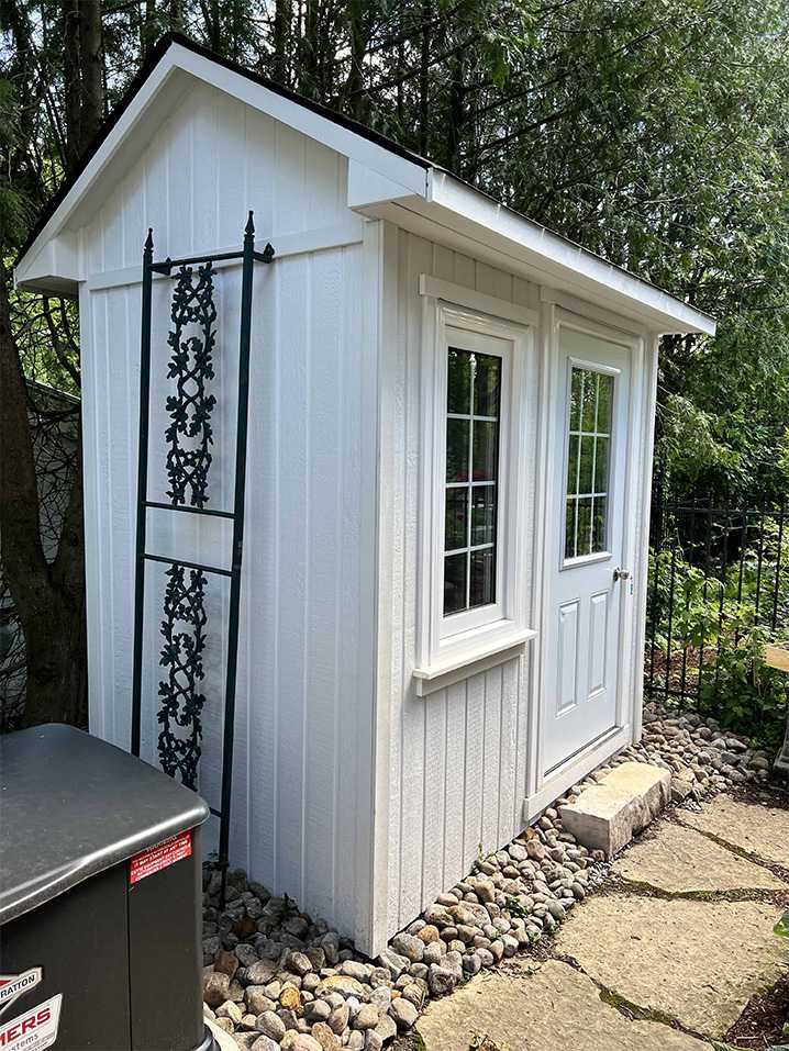 Front Left view of 5' x 8' Palmerston Garden Shed located in Stratford, Ontario – Summerwood Produ