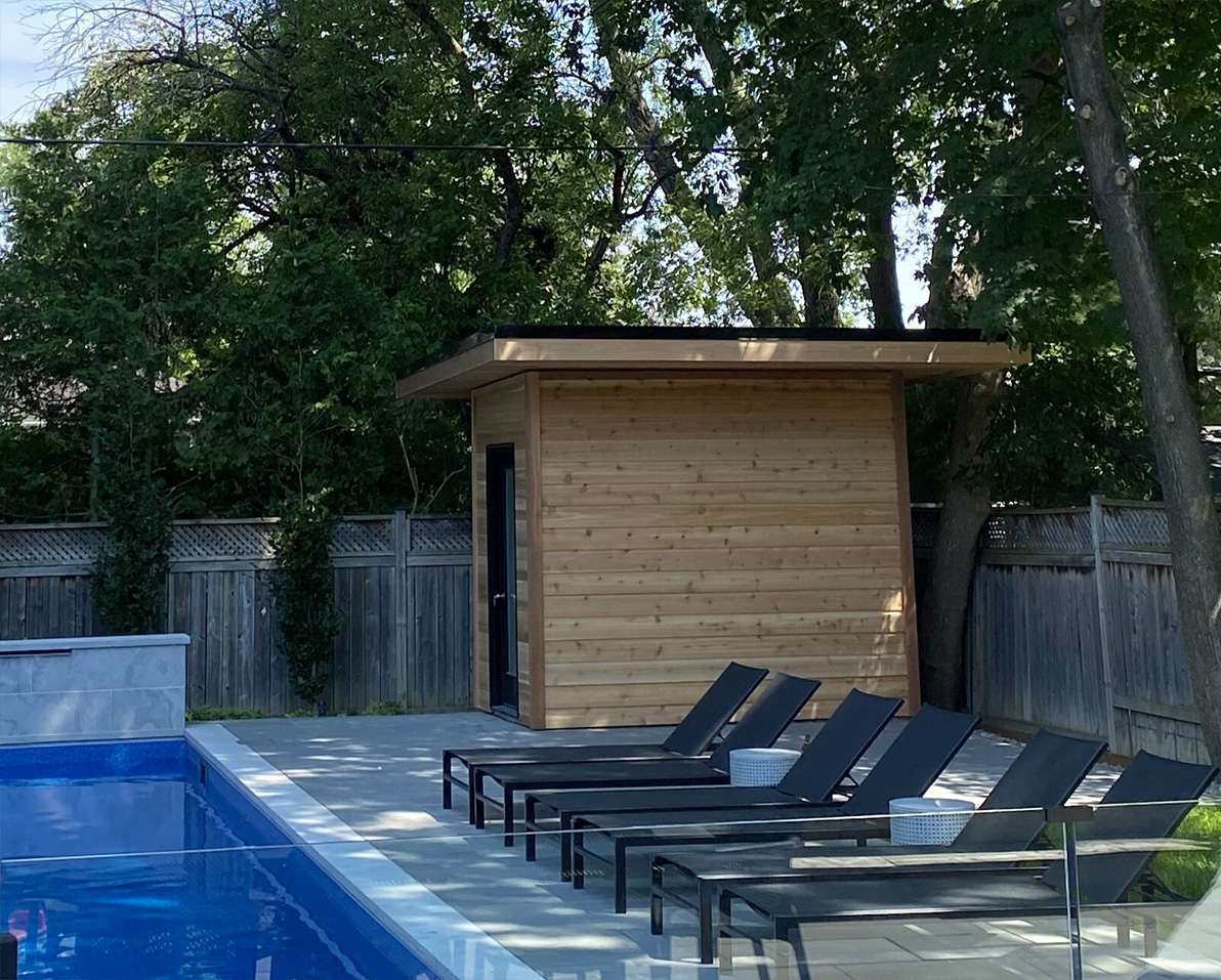 Right view of an 6' x 10' Verana Pool Cabana located in Toronto, Ontario – Summerwood Products