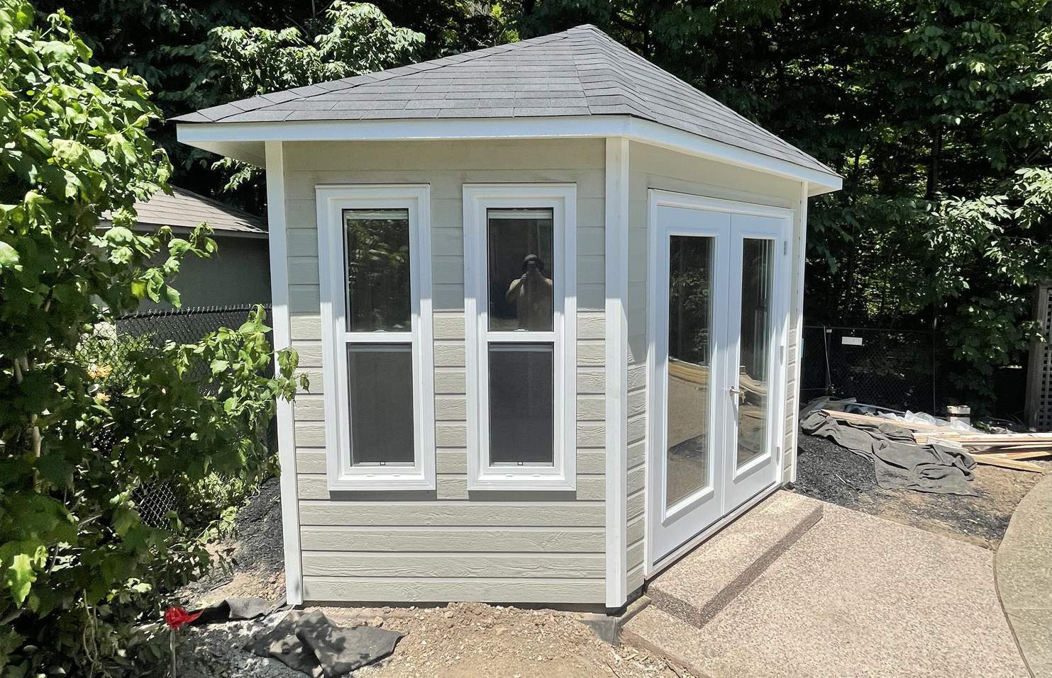 Front left view of 11' Catalina Pool Cabana located in Burlington, Ontario – Summerwood Products