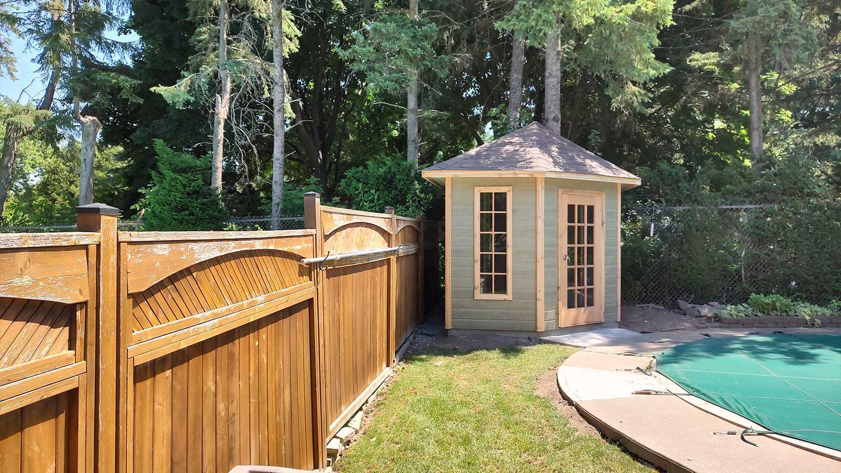 Front Left view of 8' Catalina Pool house located in Thornhill, Ontario – Summerwood Products