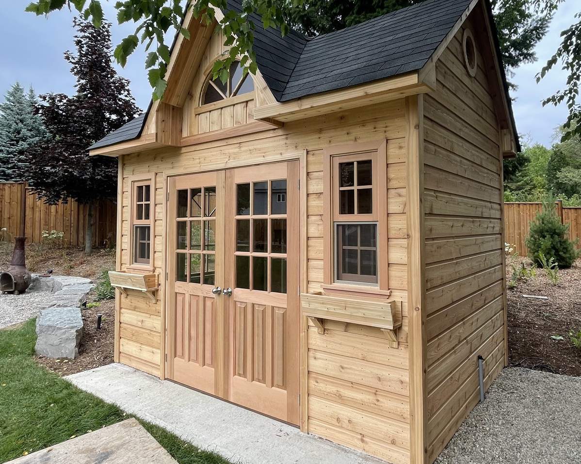 Front right view of 8’ x 12’ Copper Creek garden shed located in Kitchener, Ontario – Summerwo