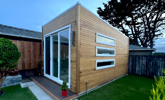 Backyard Man Cave - Modern Interior of a Urban Studio  - Prefab kit