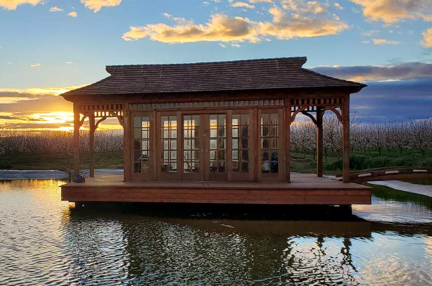 10' x 25' Barside pool cabana photo contest year 2018 Summerwood ID Number 268227