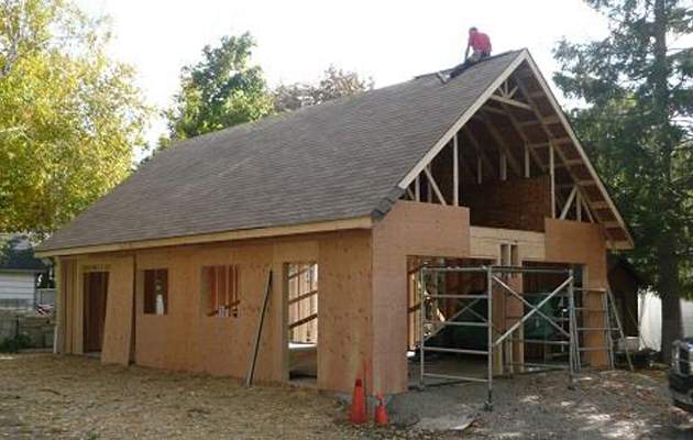 Alpine cedar garage Roof framing